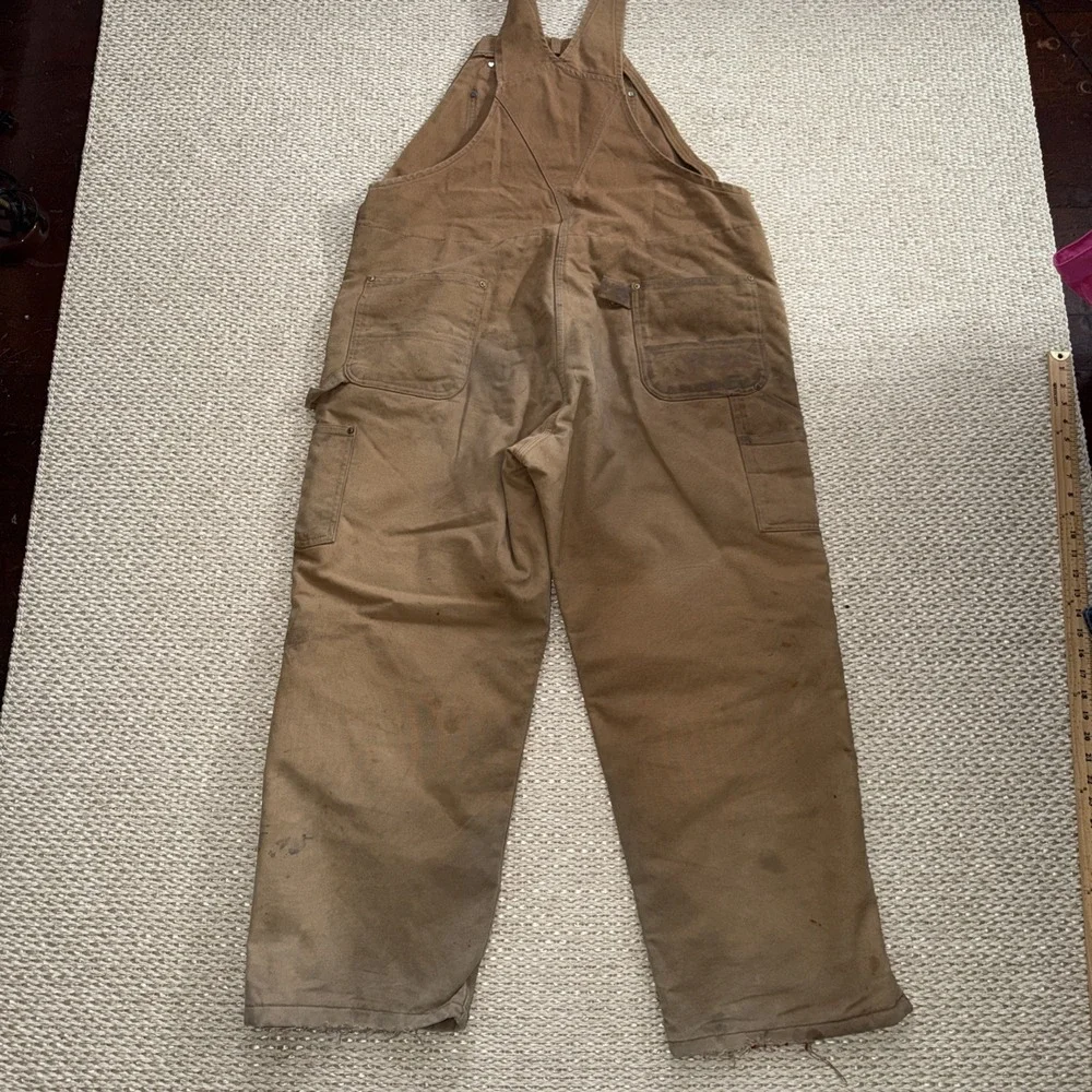 Carhartt signs obvious